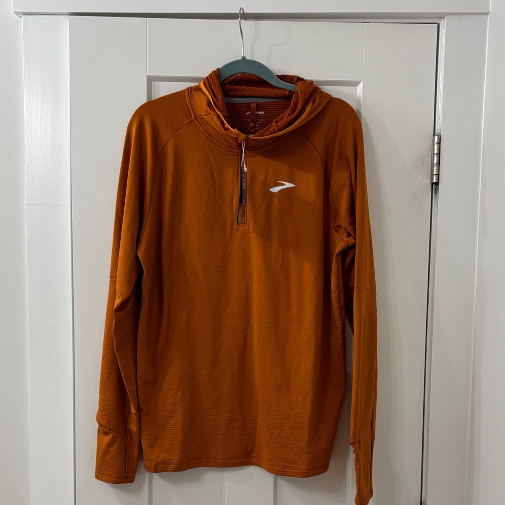 NWT Brooks Rust Half-Zip Pullover